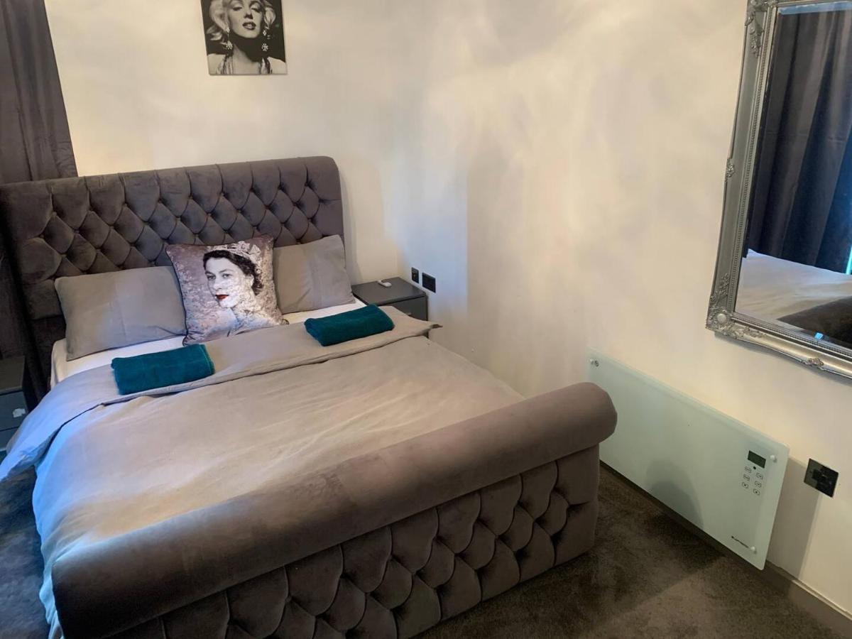 Westside Two Apartment Бирмингам Екстериор снимка