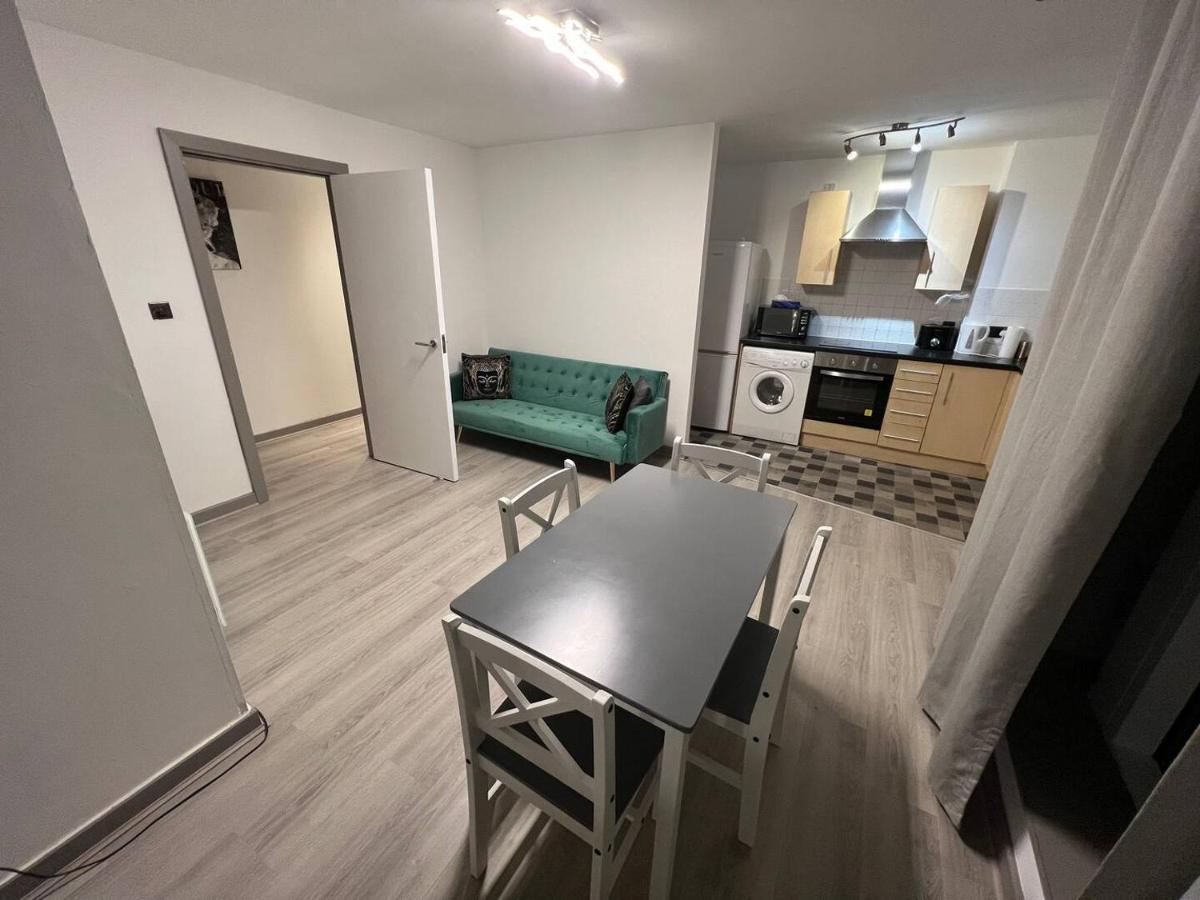 Westside Two Apartment Бирмингам Екстериор снимка